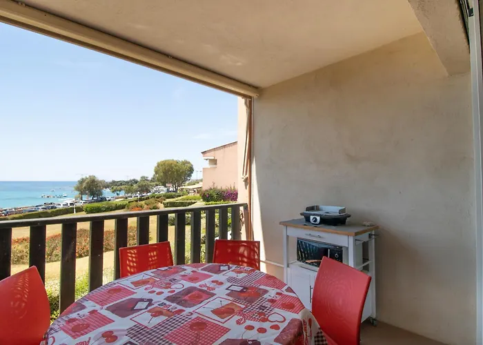 Aria Marina Apartment *